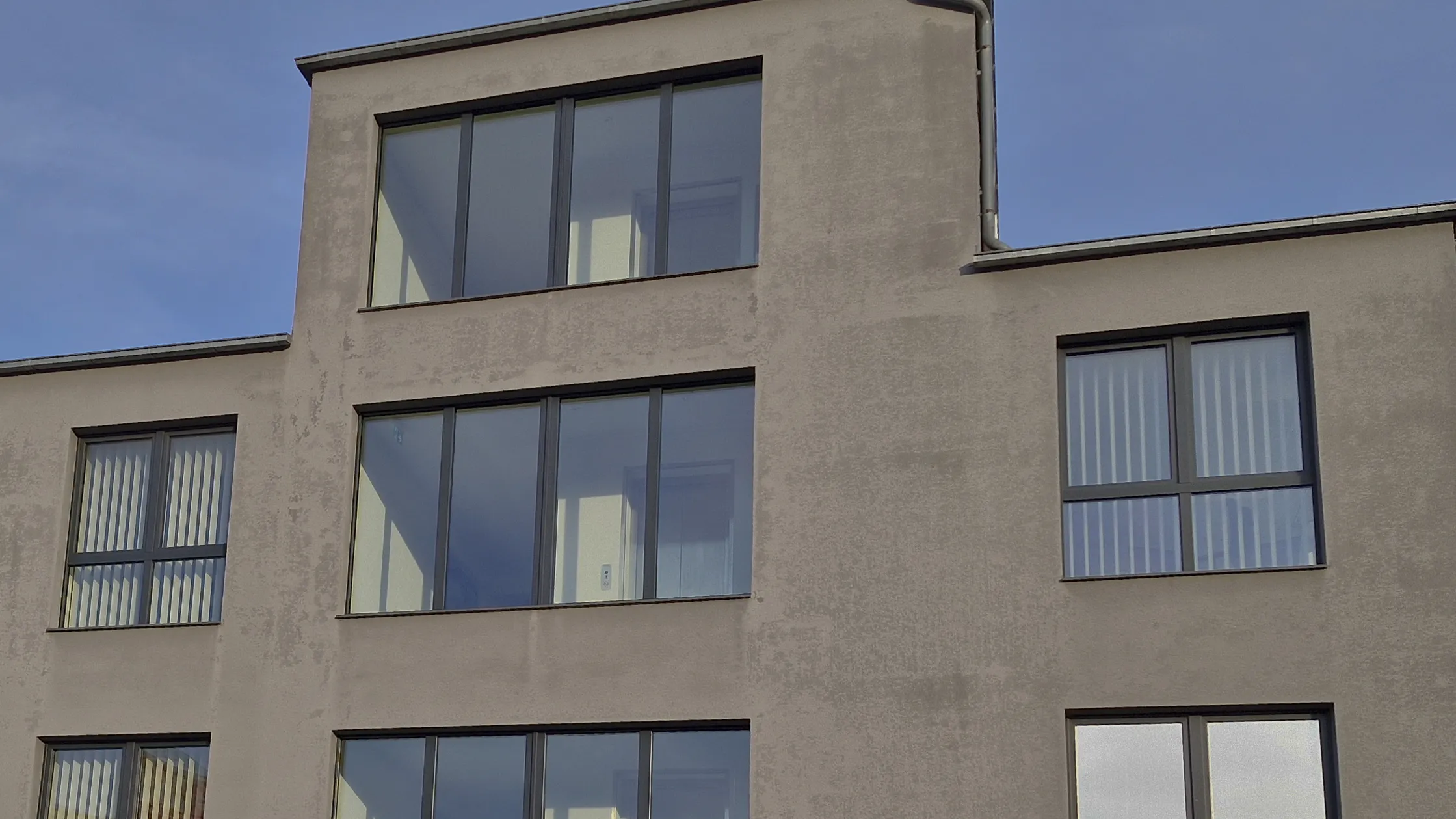OFFICE WOLFSBUR